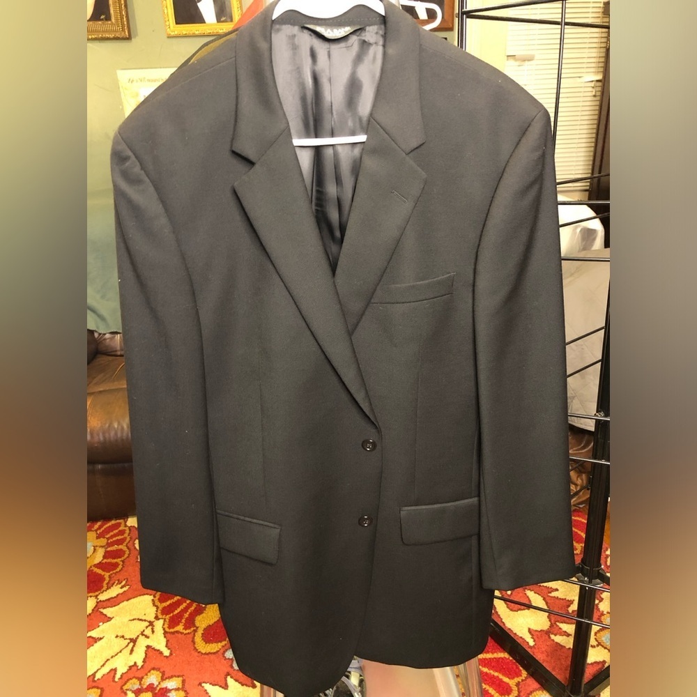 Jos. A. Bank Black Sport Coat with Notched Lapels 44L wool